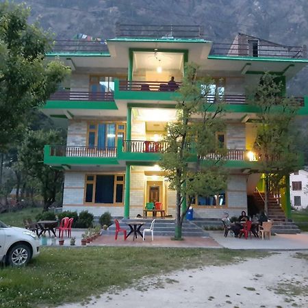 The Royal Orchard Kasol Hotell Eksteriør bilde