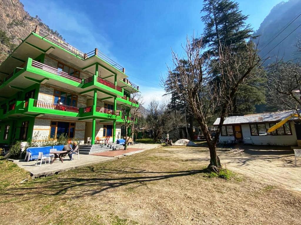 The Royal Orchard Kasol Hotell Eksteriør bilde