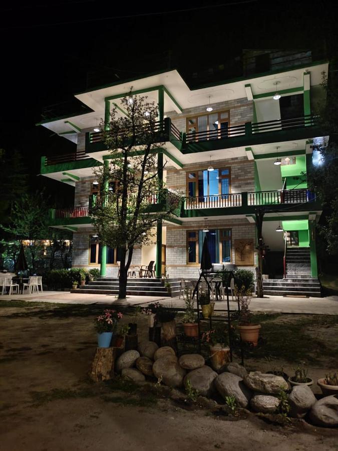 The Royal Orchard Kasol Hotell Eksteriør bilde