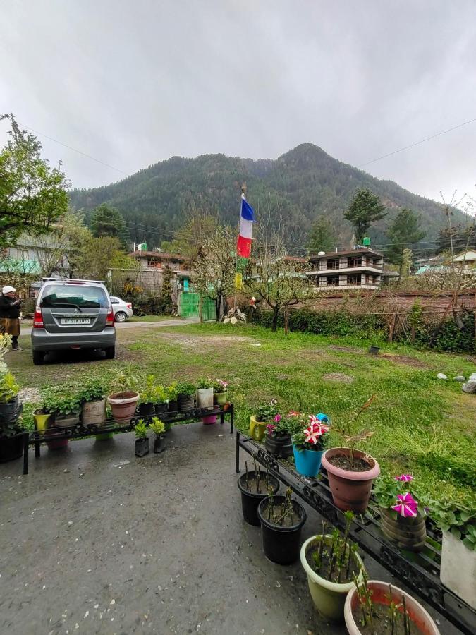 The Royal Orchard Kasol Hotell Eksteriør bilde