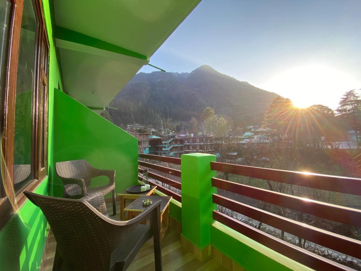 The Royal Orchard Kasol Hotell Eksteriør bilde