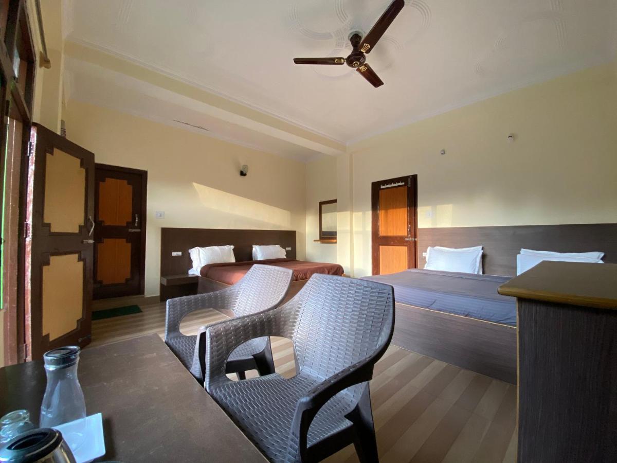 The Royal Orchard Kasol Hotell Eksteriør bilde